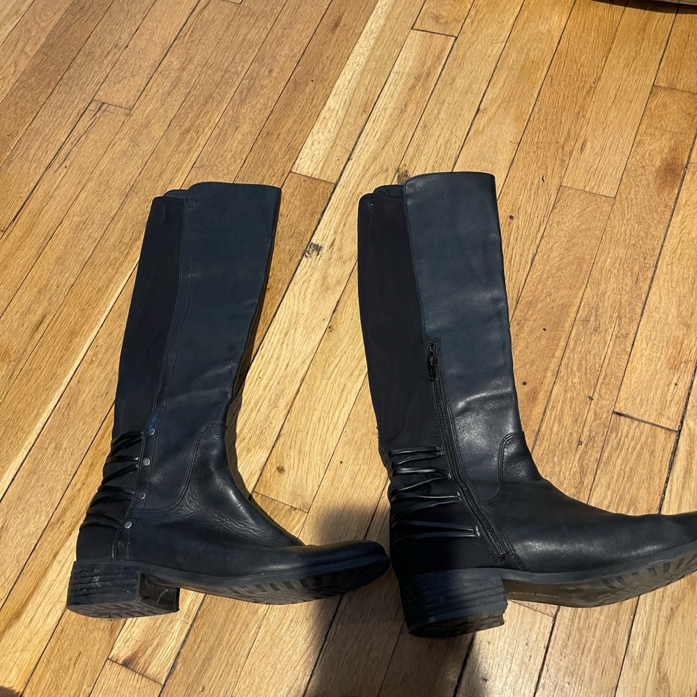 Black leather boots- Australian brand